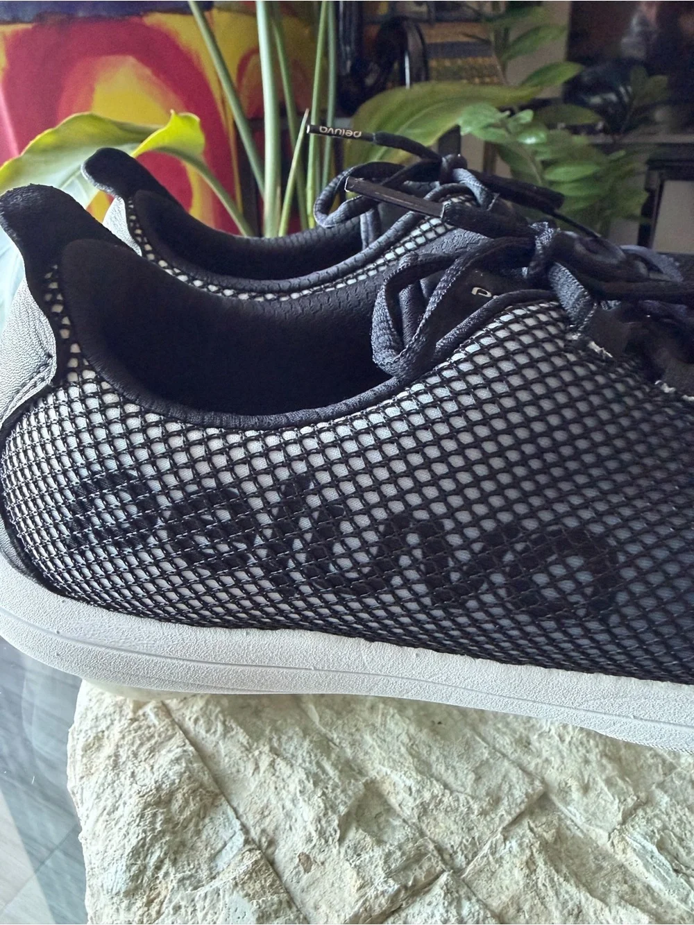 Peluva Strand Sport Mesh Men’s 10.5 Black White Five Toe Zero Drop Shoes